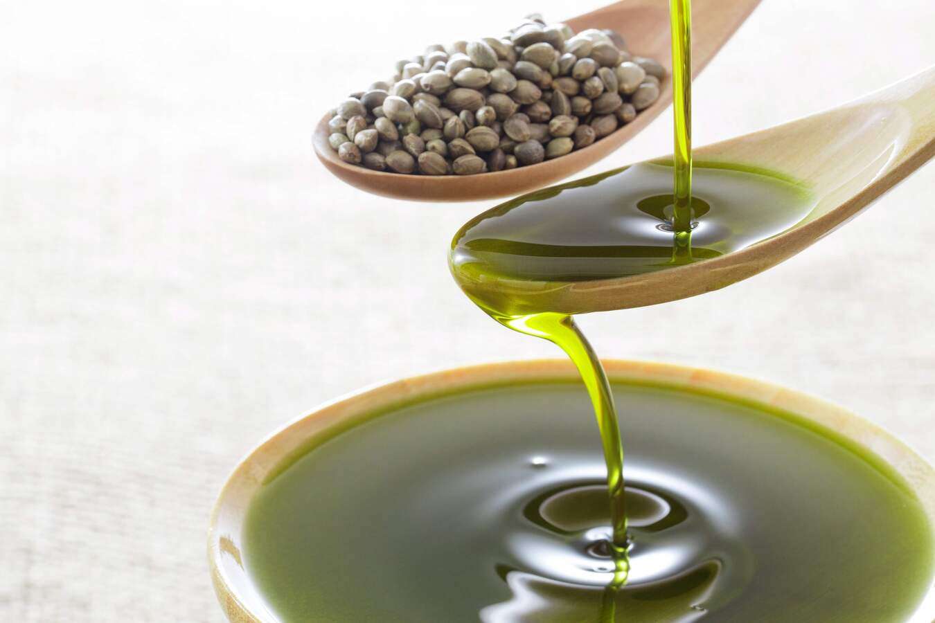 ¿Es mejor el aceite de cáñamo que el aceite de oliva?