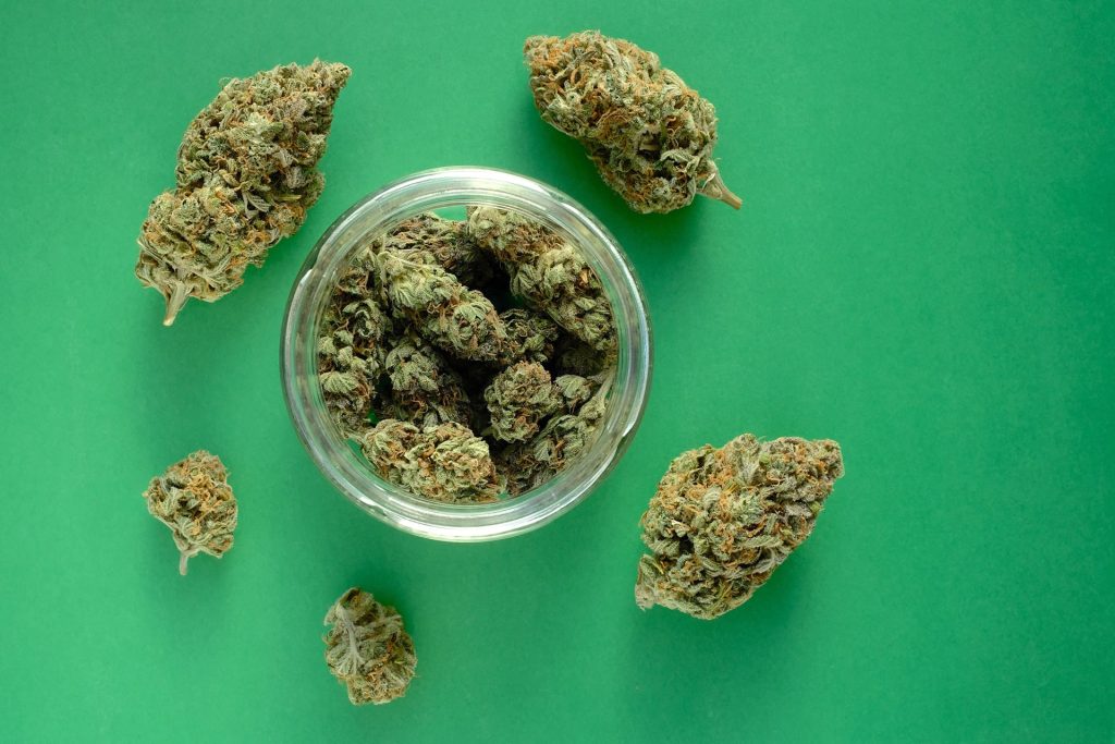 Secado y curado del cannabis