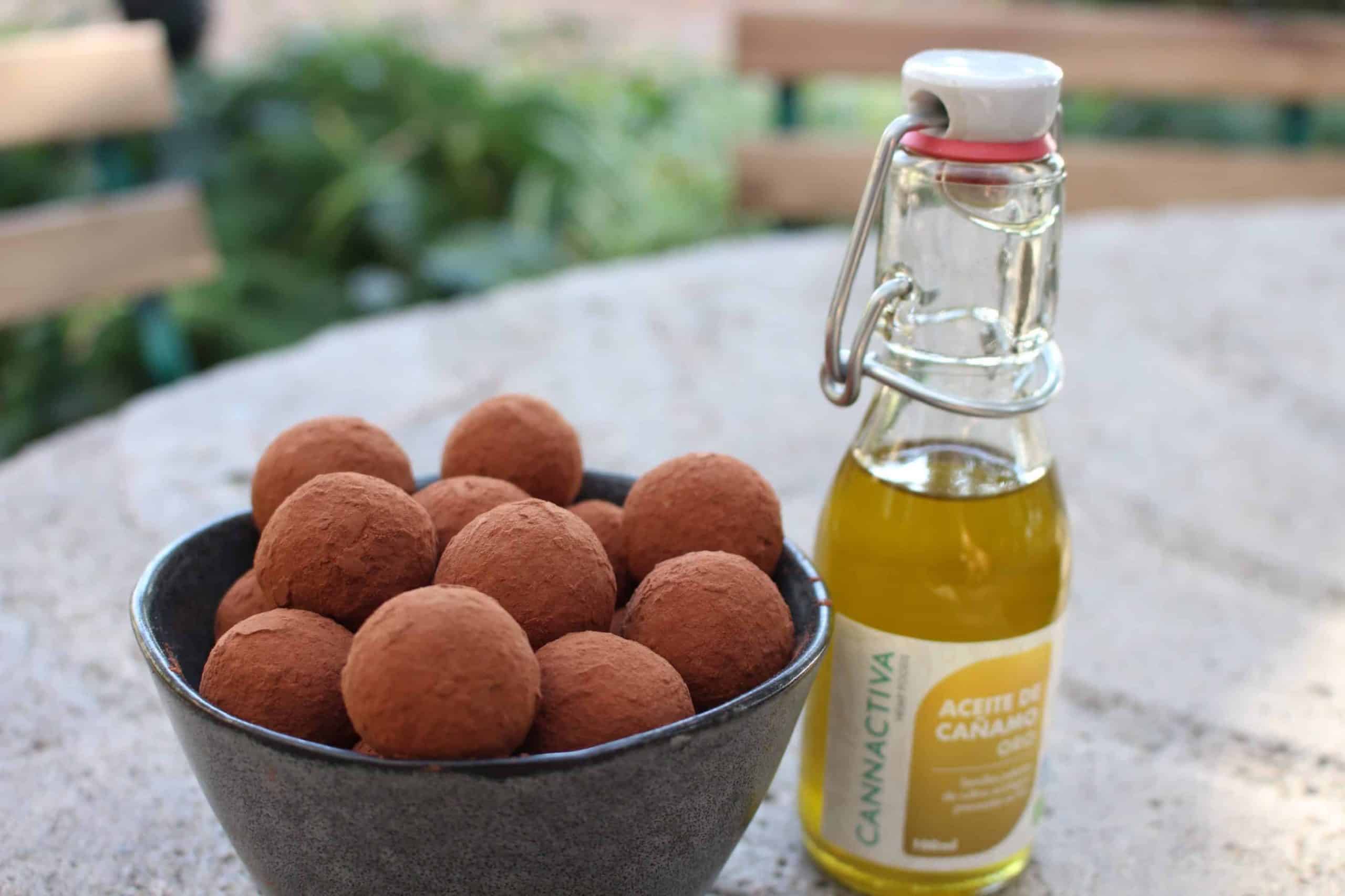 Energy balls de cacao y cáñamo: Receta nutritiva, rica y fácil de hacer