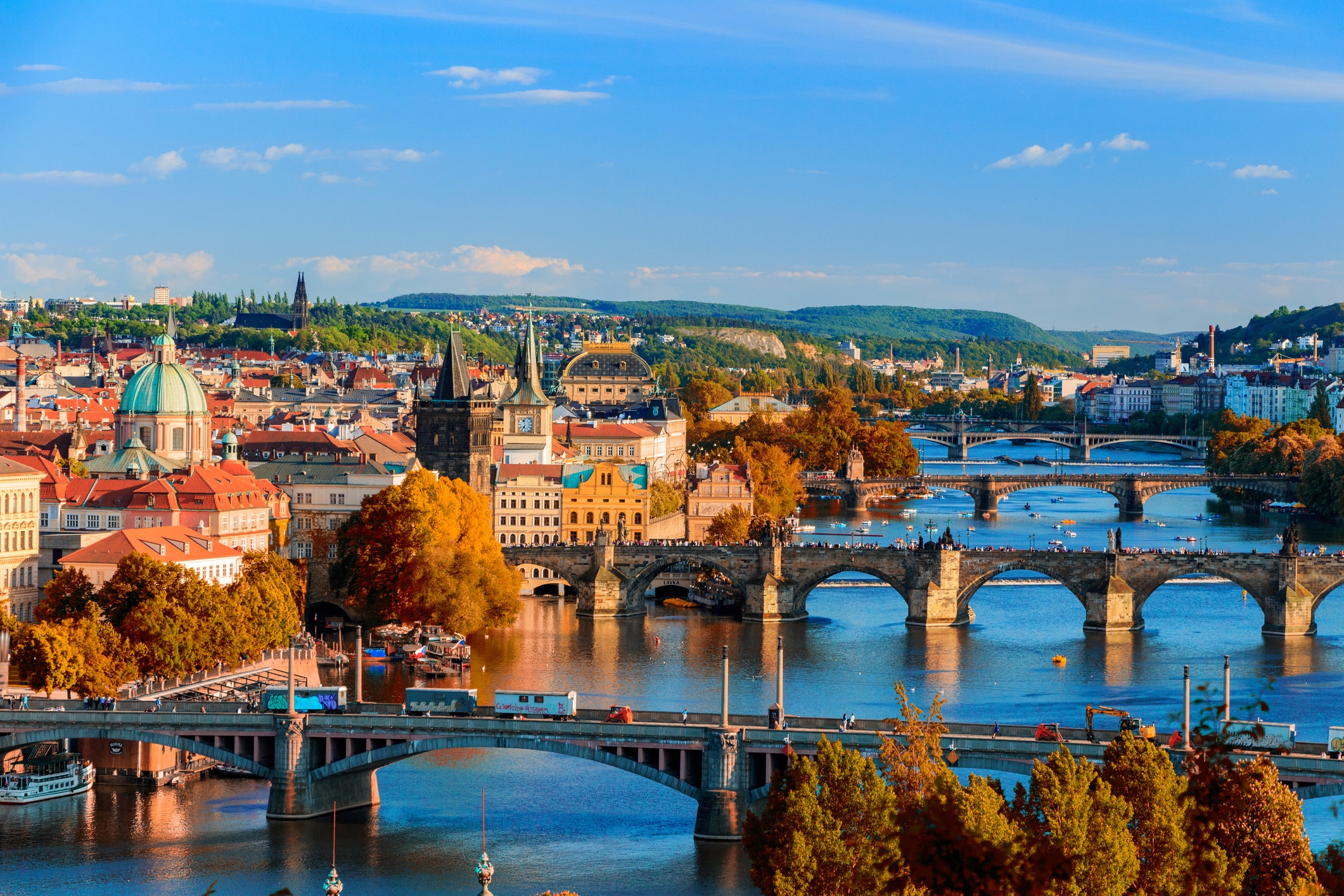 Vistando Praga: El destino para los amantes del cannabis y el CBD