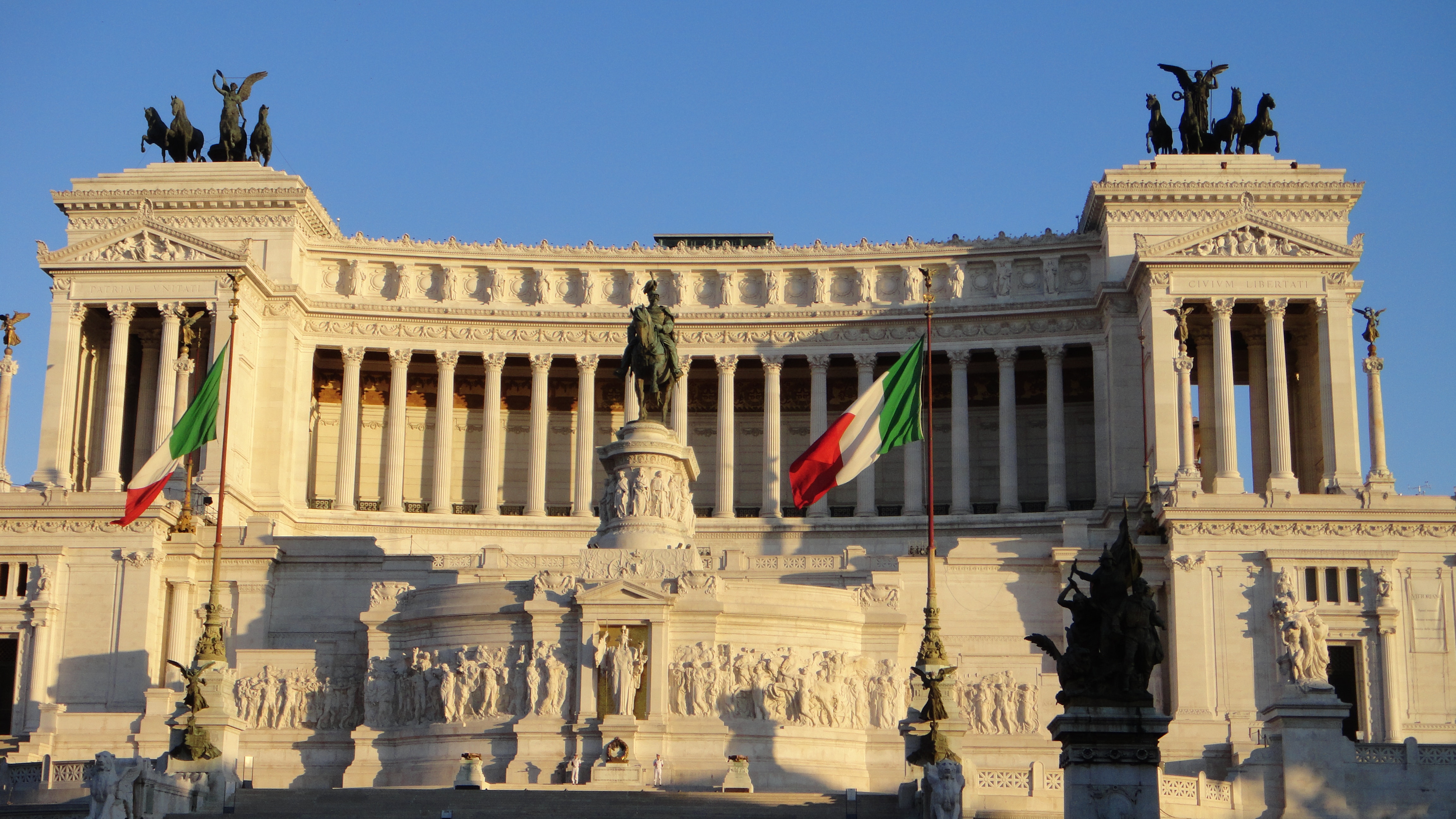 Cannabis y CBD en Italia: Entrevista con el ex Senador italiano Marco Perduca sobre la legalidad del cannabis