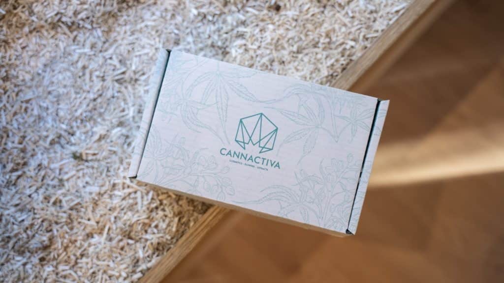 Caja de envío Cannactiva
