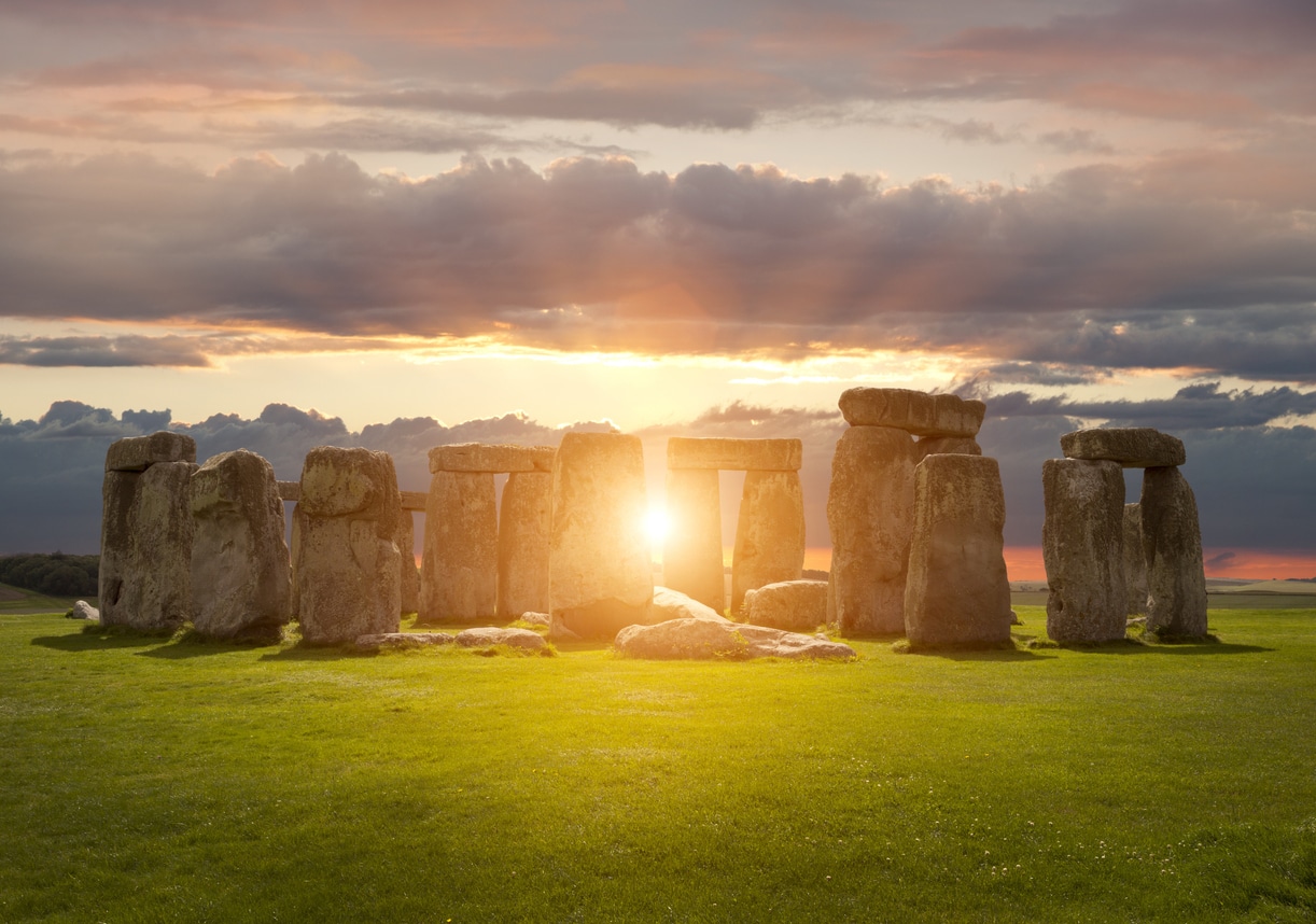 Solsticio de Verano: Un Viaje Ancestral hacia el Bienestar